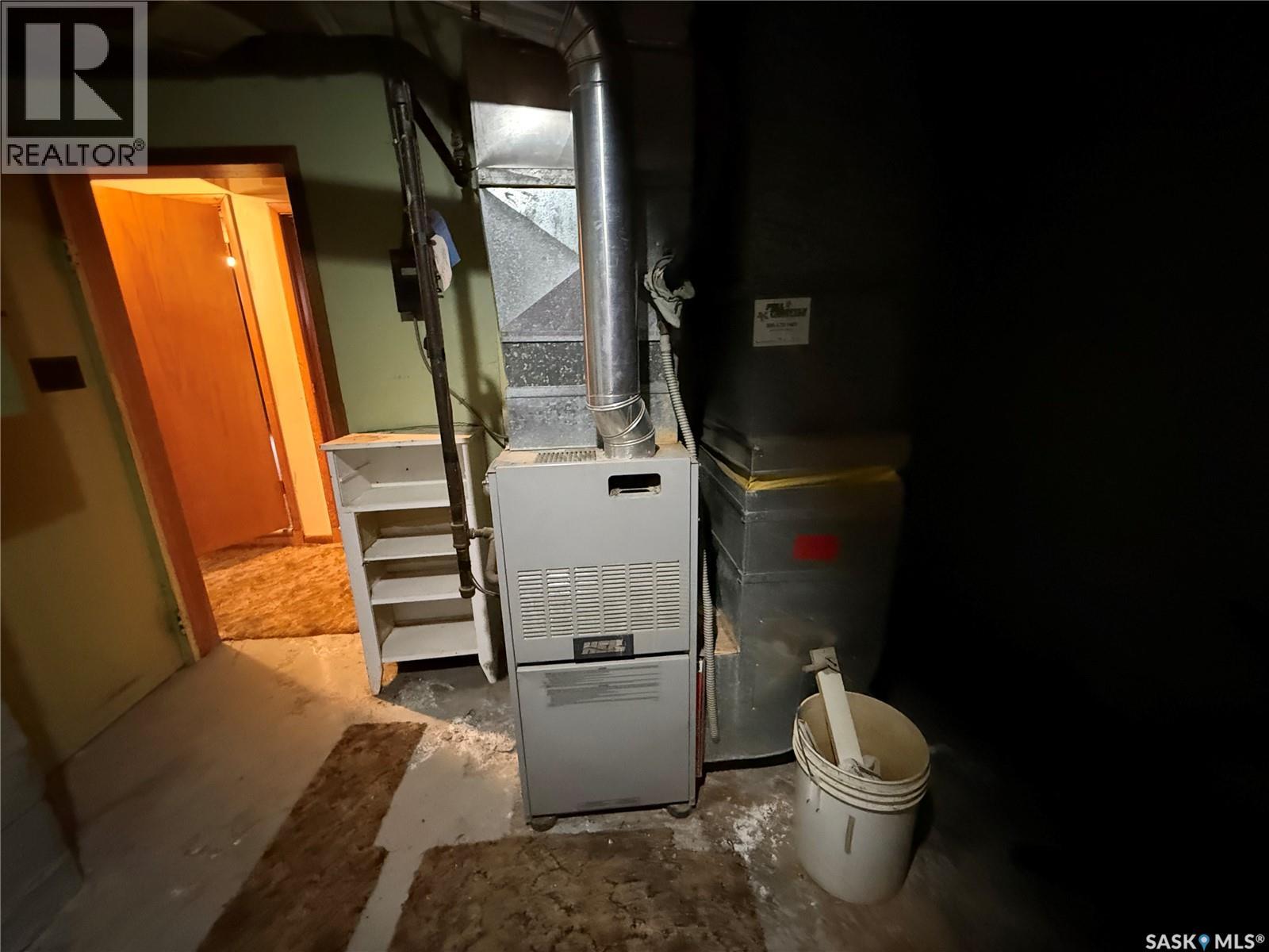 207 Missouri Avenue, Yellow Grass, Saskatchewan  S0G 5J0 - Photo 27 - SK033661