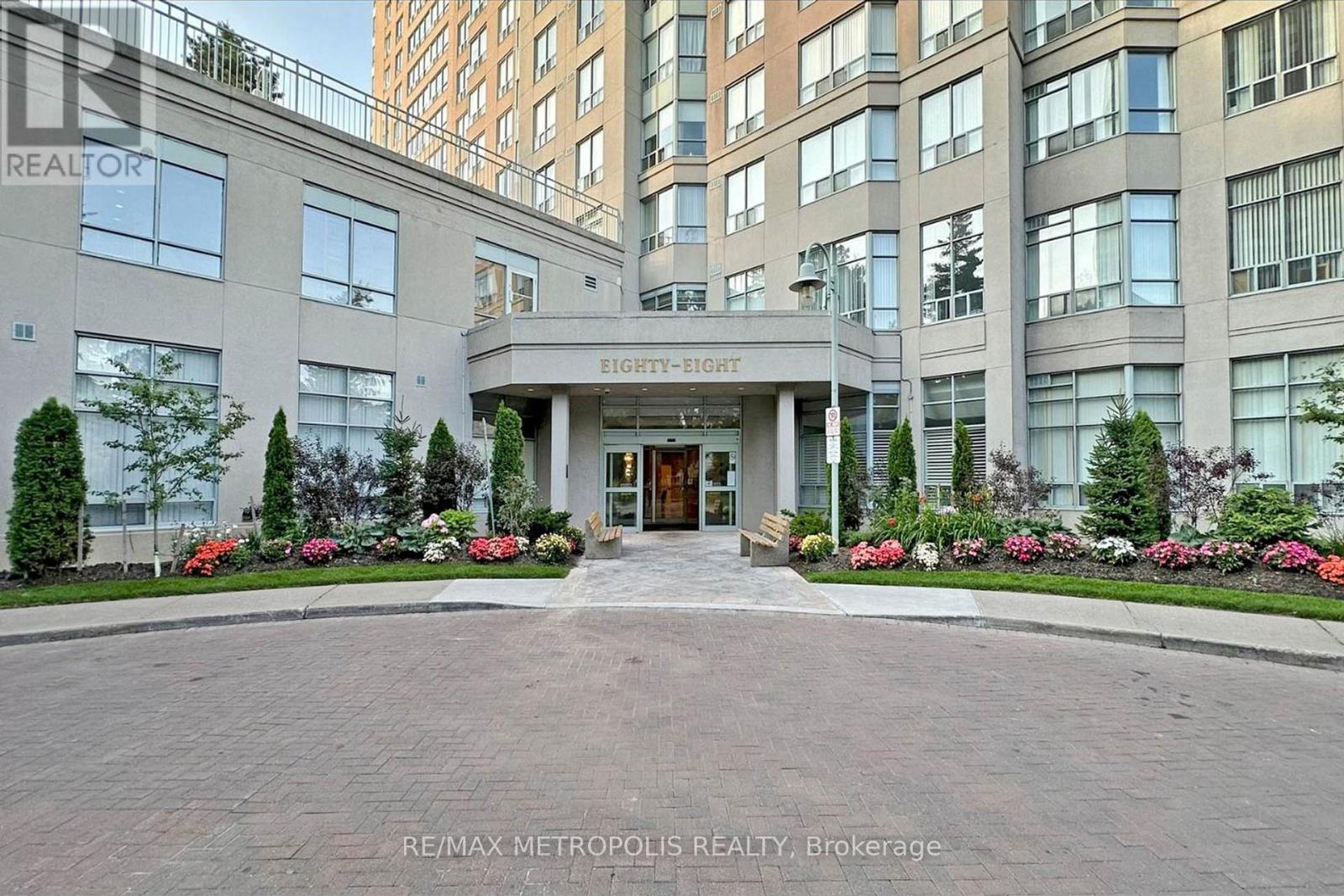 2615 - 88 Corporate Drive, Toronto, Ontario  M1H 3G6 - Photo 2 - E13031504