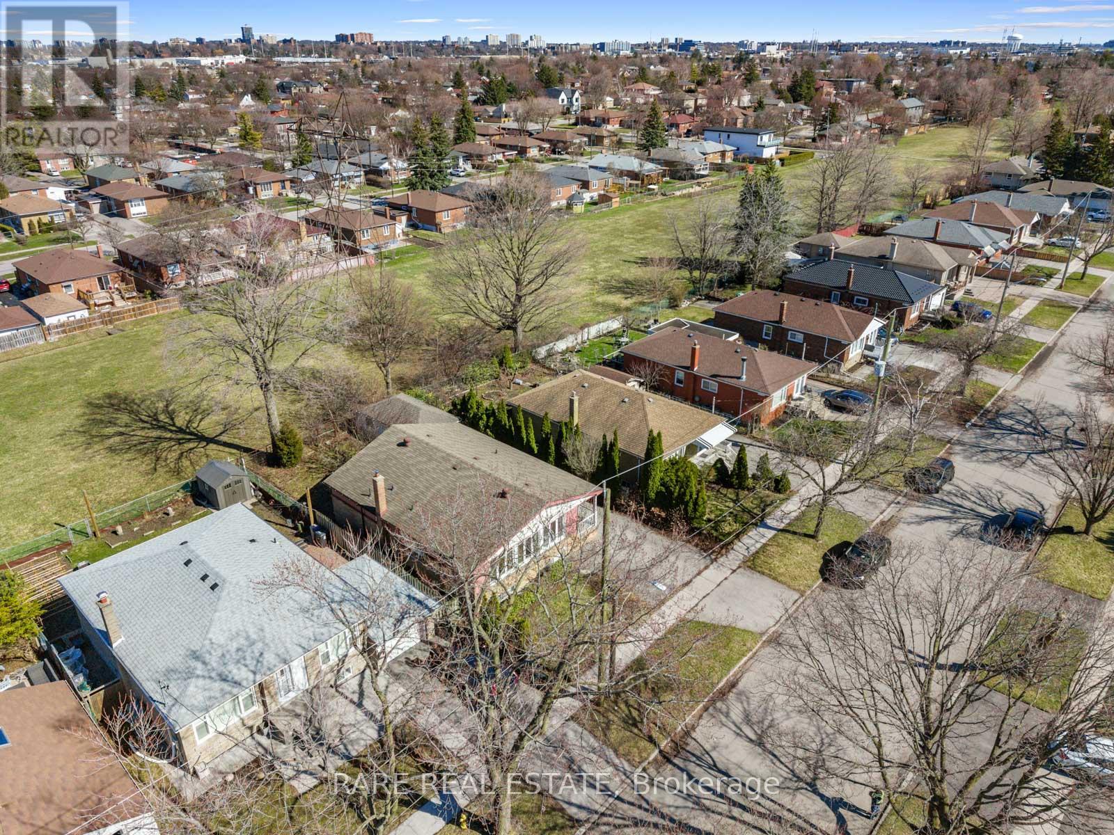 29 Laxford Avenue, Toronto, Ontario  M1R 1M5 - Photo 43 - E13031546