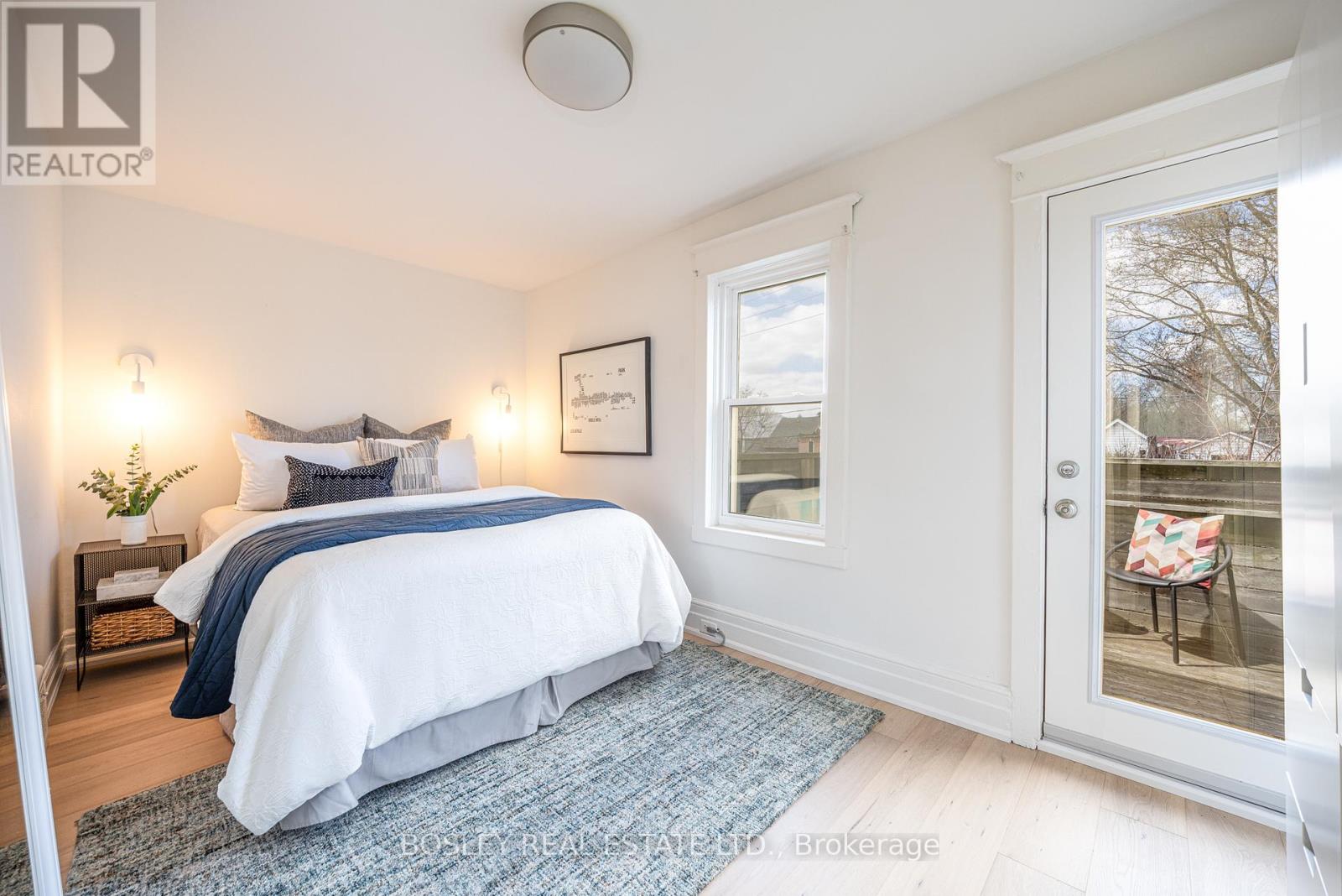 16 Mallon Avenue, Toronto, Ontario  M4M 1P8 - Photo 20 - E13031580