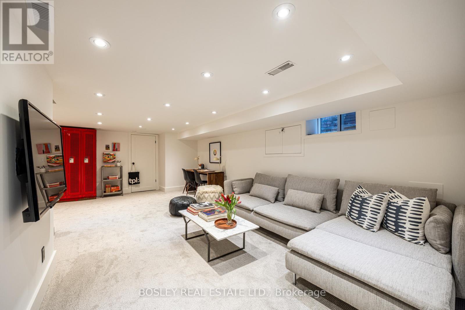 16 Mallon Avenue, Toronto, Ontario  M4M 1P8 - Photo 26 - E13031580