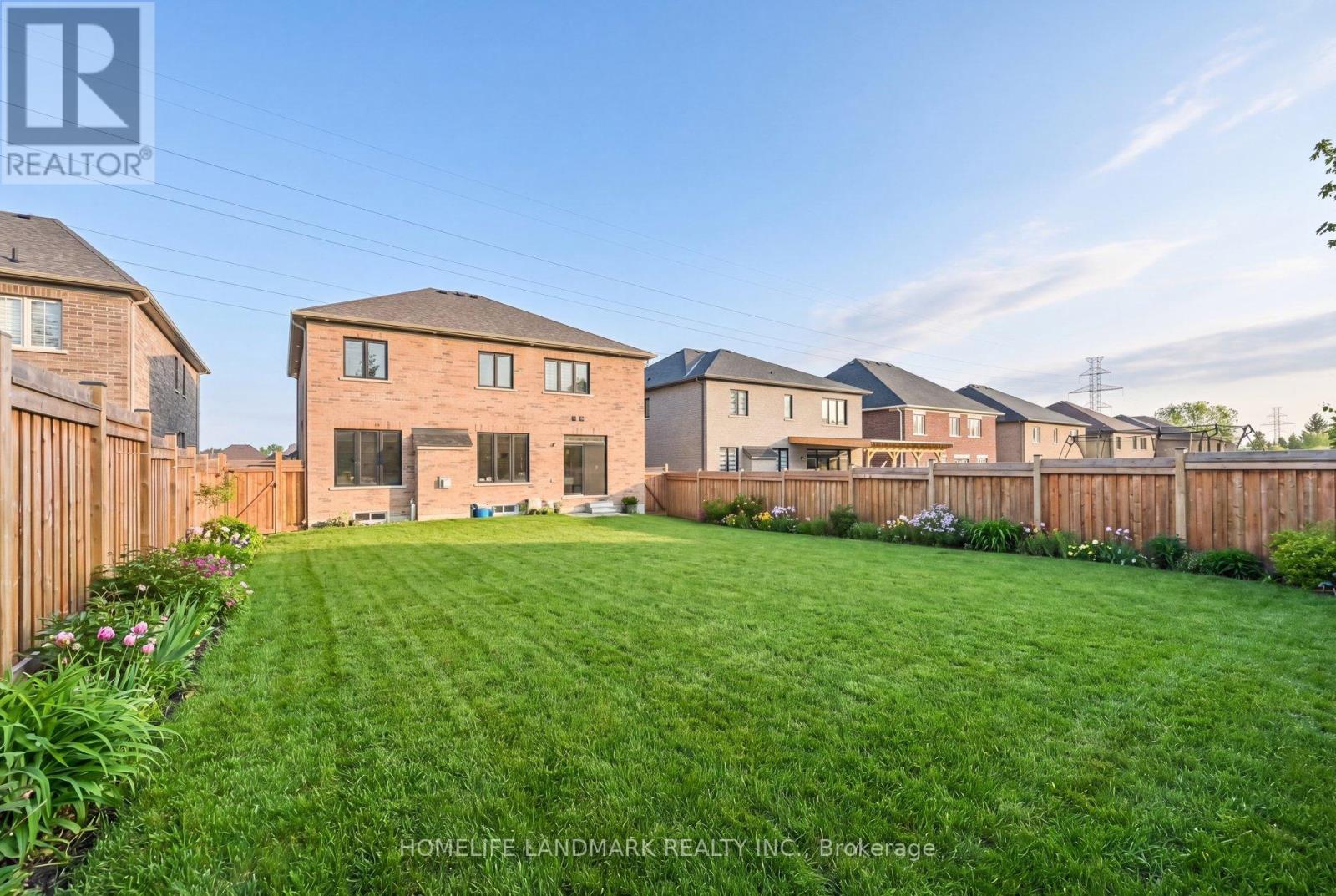 79 Bethpage Crescent, Newmarket, Ontario  L3X 0M4 - Photo 34 - N12986148