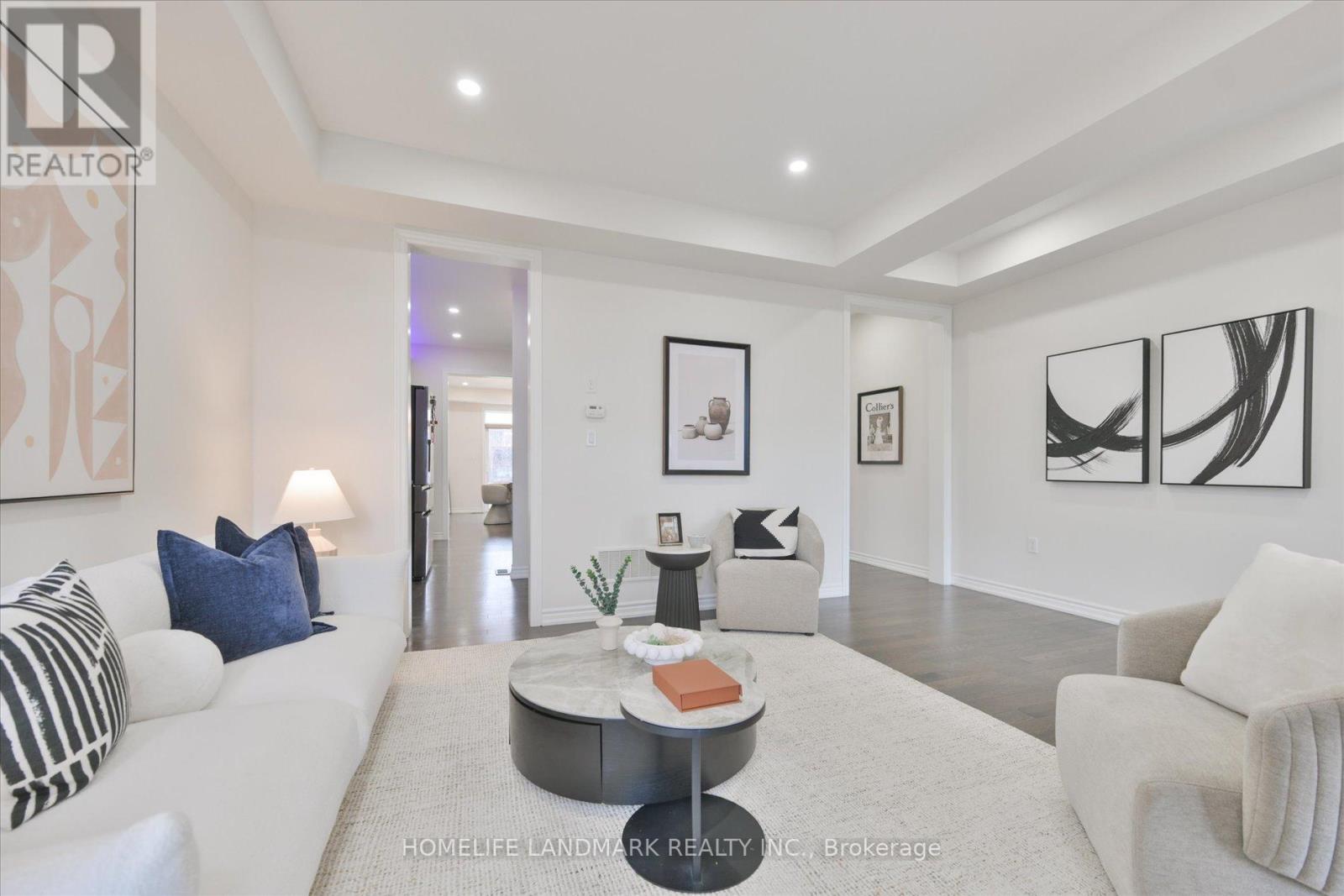 79 Bethpage Crescent, Newmarket, Ontario  L3X 0M4 - Photo 6 - N12986148