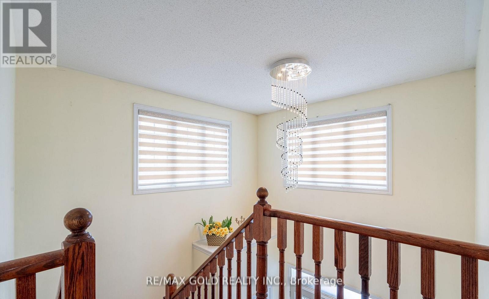 311 Father Tobin Road, Brampton, Ontario  L6R 0P4 - Photo 18 - W12999384