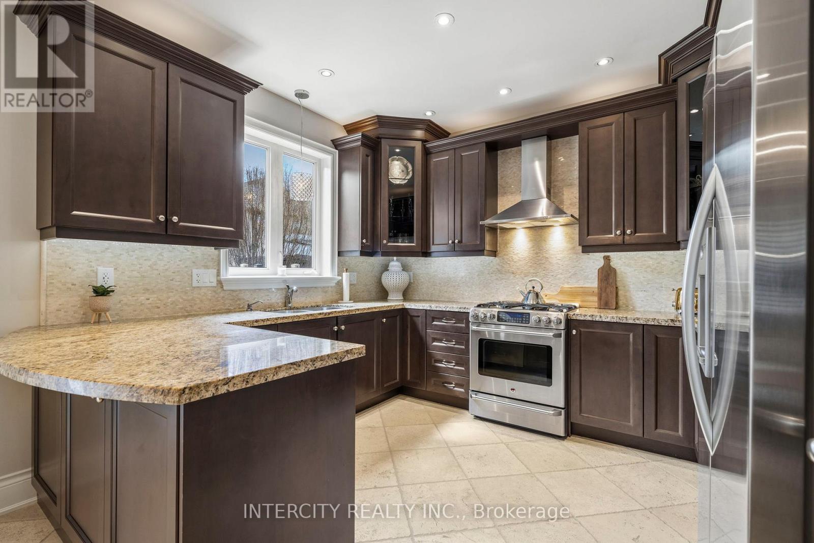 23 Via Borghese Street, Vaughan, Ontario  L4H 0Y6 - Photo 11 - N13031336