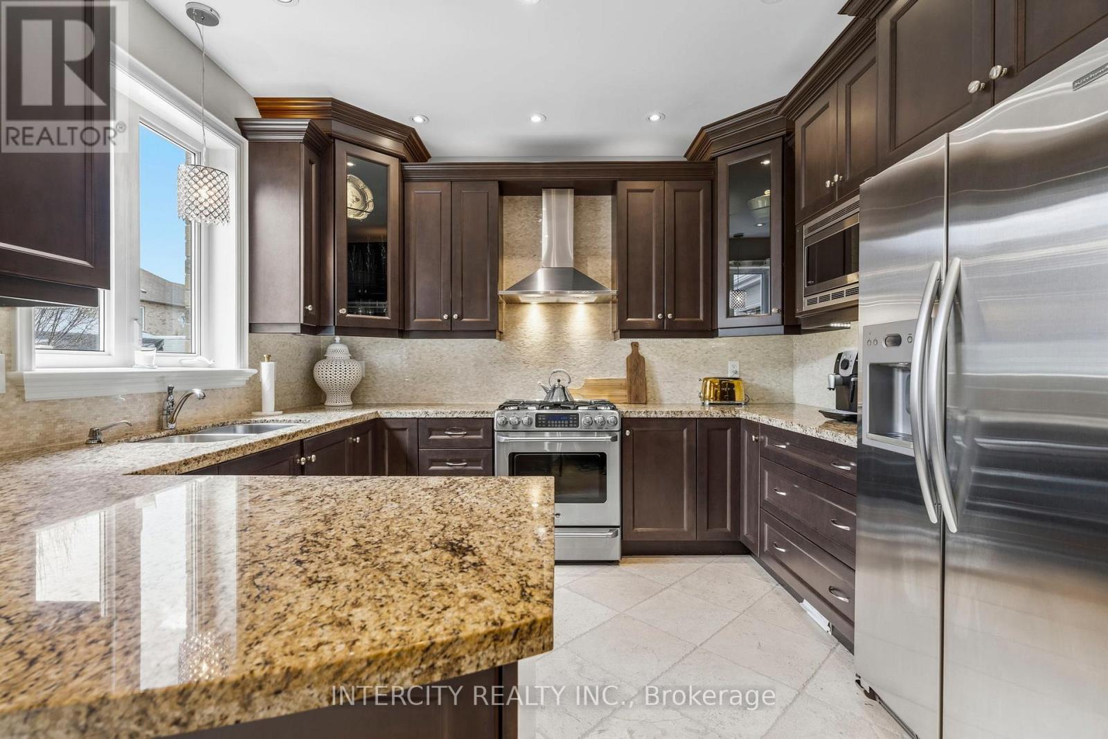 23 Via Borghese Street, Vaughan, Ontario  L4H 0Y6 - Photo 12 - N13031336