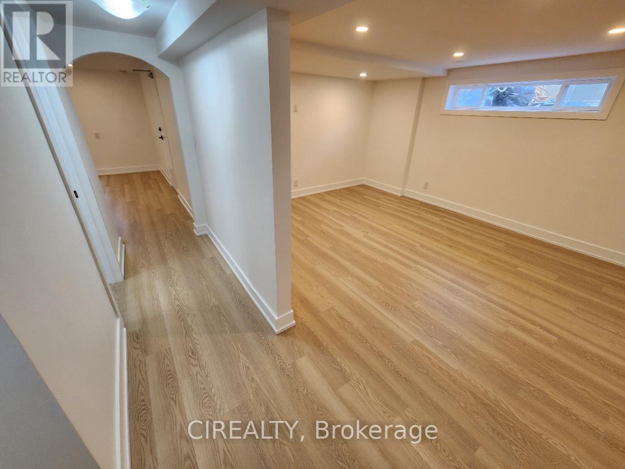 Lower - 31 Bailey Crescent, Aurora, Ontario  L4G 2B2 - Photo 10 - N13031342