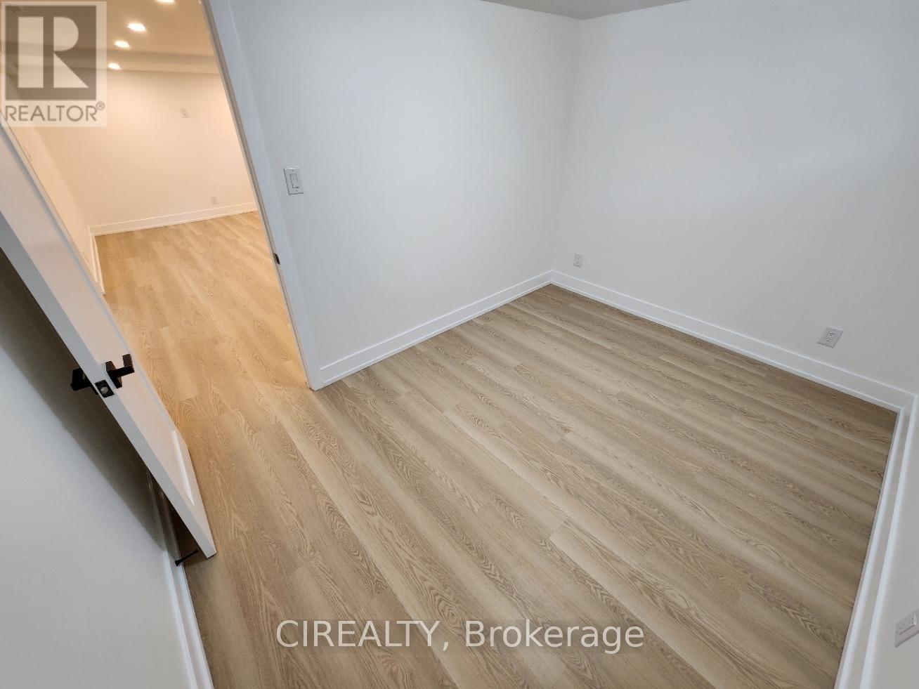 Lower - 31 Bailey Crescent, Aurora, Ontario  L4G 2B2 - Photo 19 - N13031342