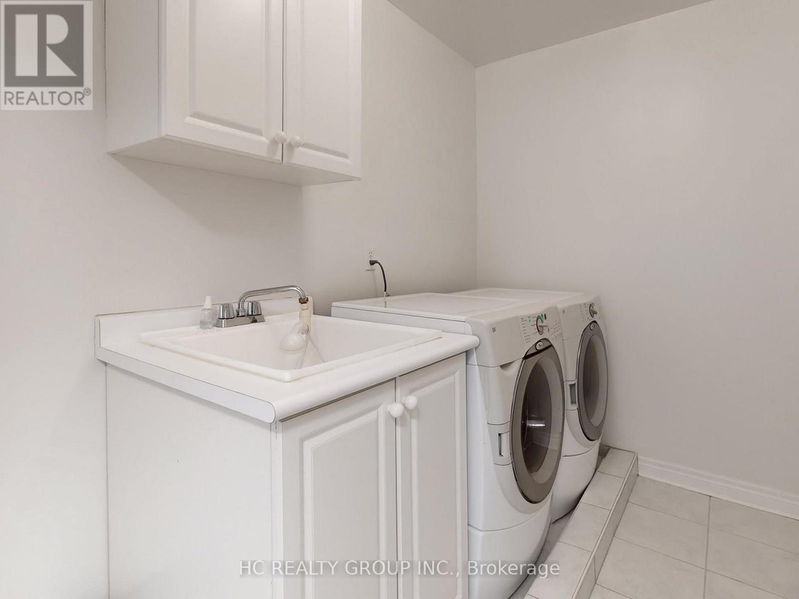 157 Dovetail Drive, Richmond Hill, Ontario  L4E 5A6 - Photo 20 - N13031484