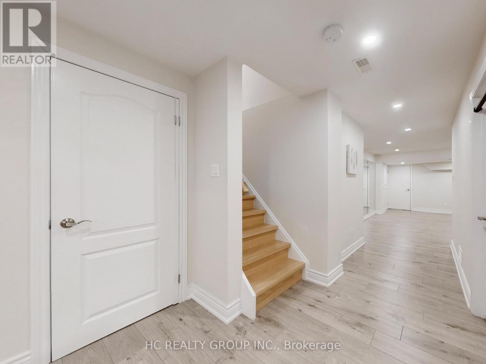 157 Dovetail Drive, Richmond Hill, Ontario  L4E 5A6 - Photo 21 - N13031484