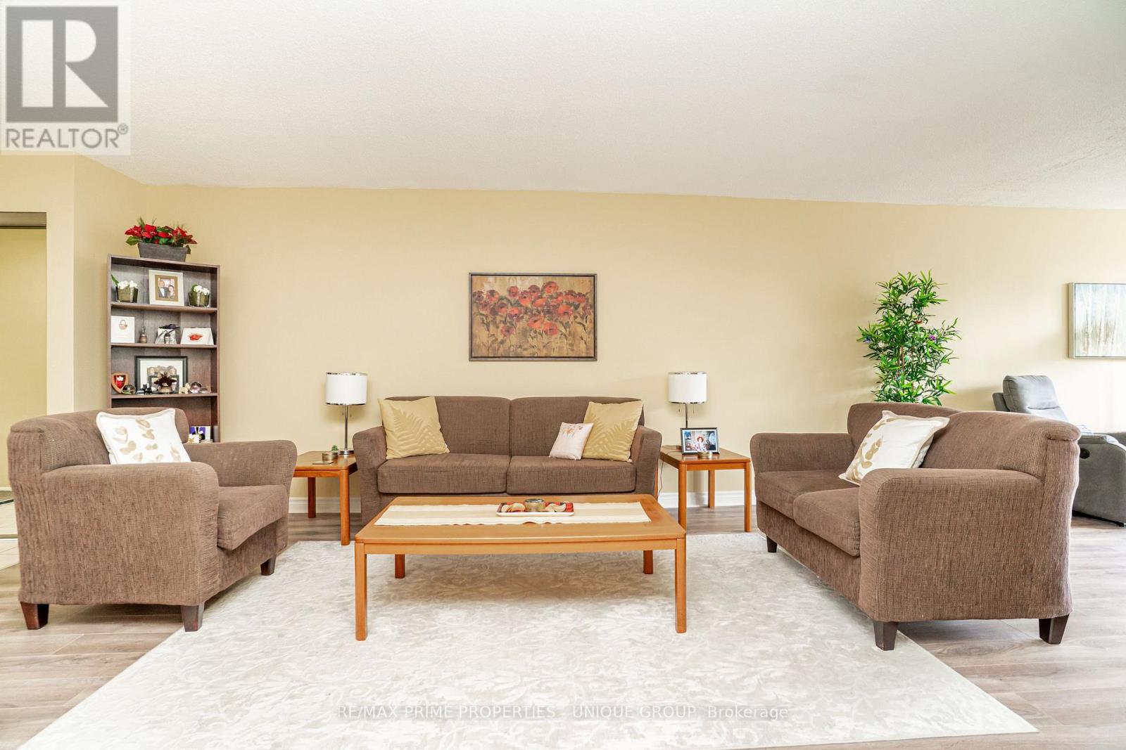 209 - 33 Weldrick Road E, Richmond Hill (Observatory), Ontario  L4C 8W4 - Photo 11 - N13031496