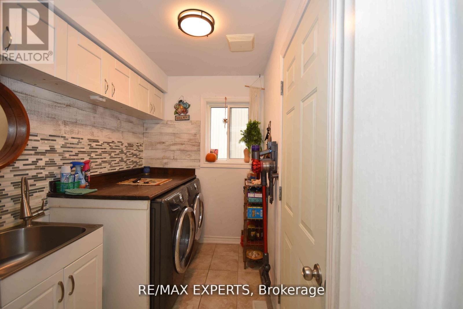 136 Donald Stewart Crescent, East Gwillimbury (Mt Albert), Ontario  L0G 1M0 - Photo 15 - N13031506