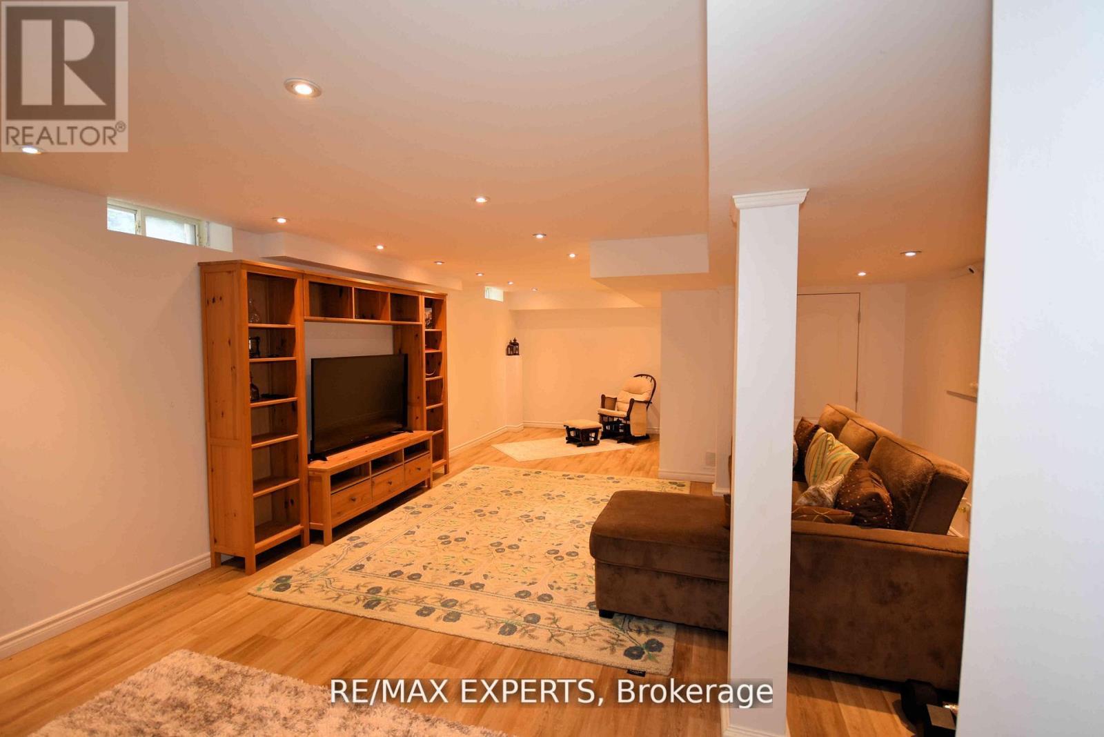 136 Donald Stewart Crescent, East Gwillimbury (Mt Albert), Ontario  L0G 1M0 - Photo 27 - N13031506