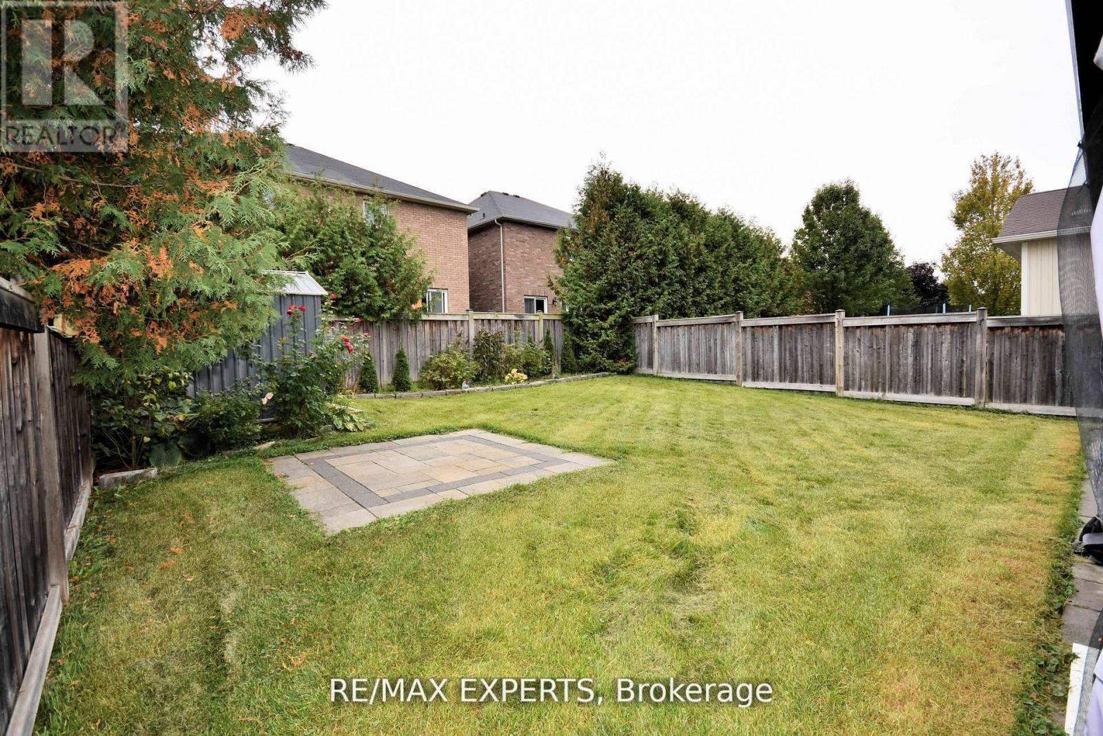 136 Donald Stewart Crescent, East Gwillimbury (Mt Albert), Ontario  L0G 1M0 - Photo 32 - N13031506