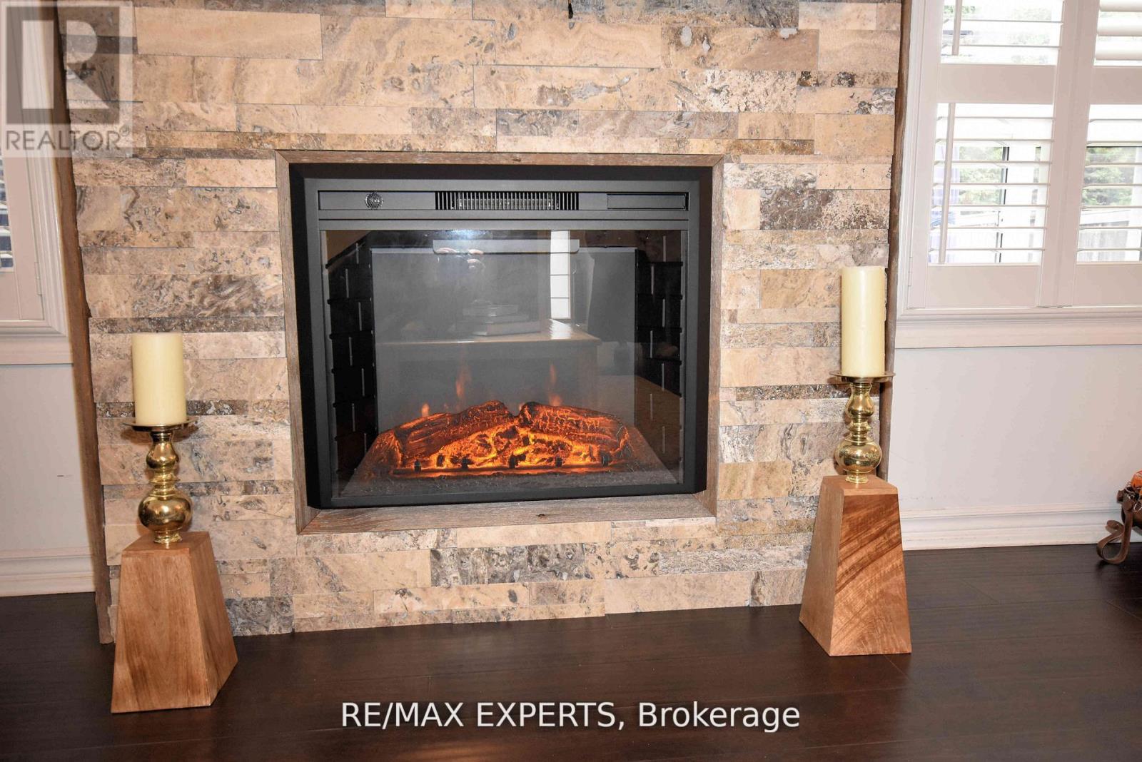 136 Donald Stewart Crescent, East Gwillimbury (Mt Albert), Ontario  L0G 1M0 - Photo 8 - N13031506