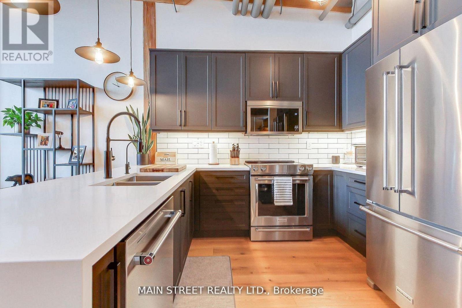 310 - 543 Timothy Street W, Newmarket (Central Newmarket), Ontario  L3Y 1R1 - Photo 9 - N13031564