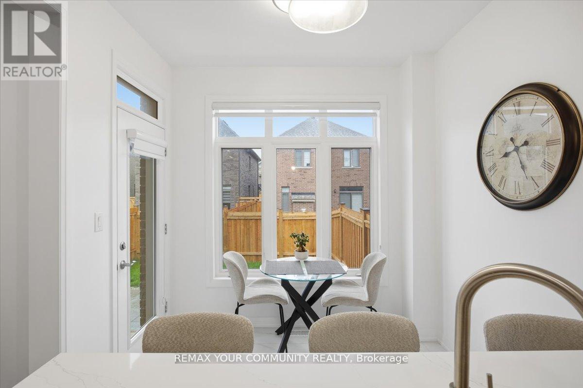 76 Sagewood Avenue, Barrie, Ontario  L9J 0K5 - Photo 15 - S13031364