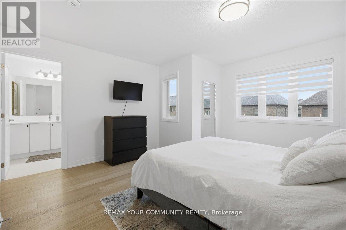 76 Sagewood Avenue, Barrie, Ontario  L9J 0K5 - Photo 17 - S13031364