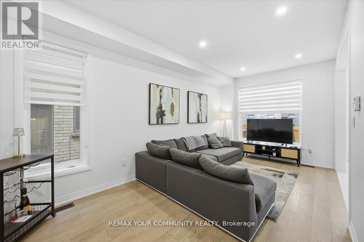 76 Sagewood Avenue, Barrie, Ontario  L9J 0K5 - Photo 5 - S13031364