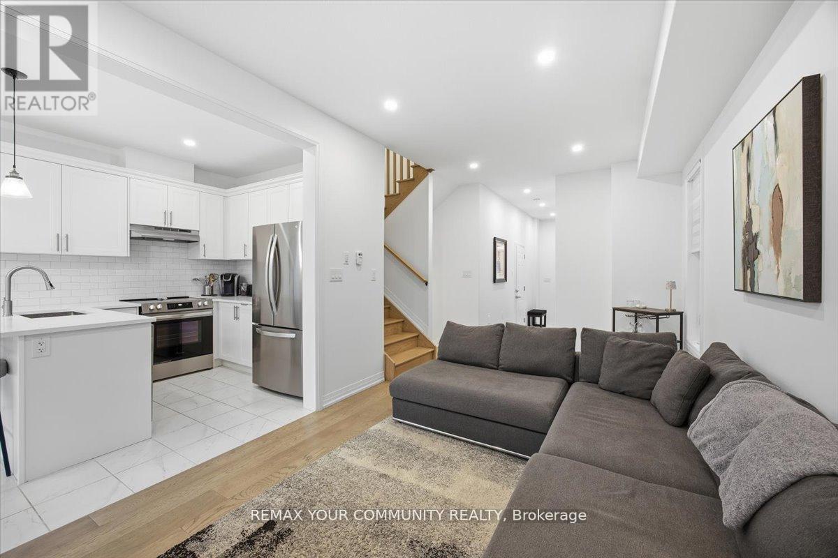 76 Sagewood Avenue, Barrie, Ontario  L9J 0K5 - Photo 8 - S13031364