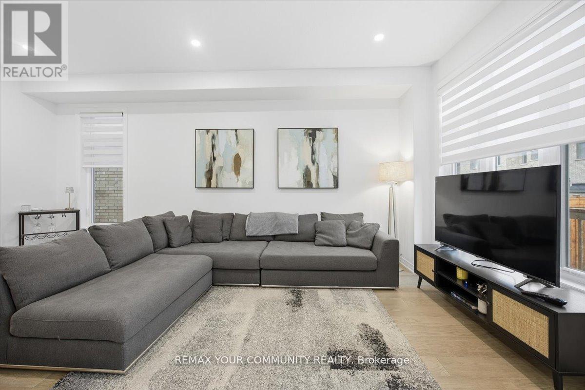 76 Sagewood Avenue, Barrie, Ontario  L9J 0K5 - Photo 9 - S13031364