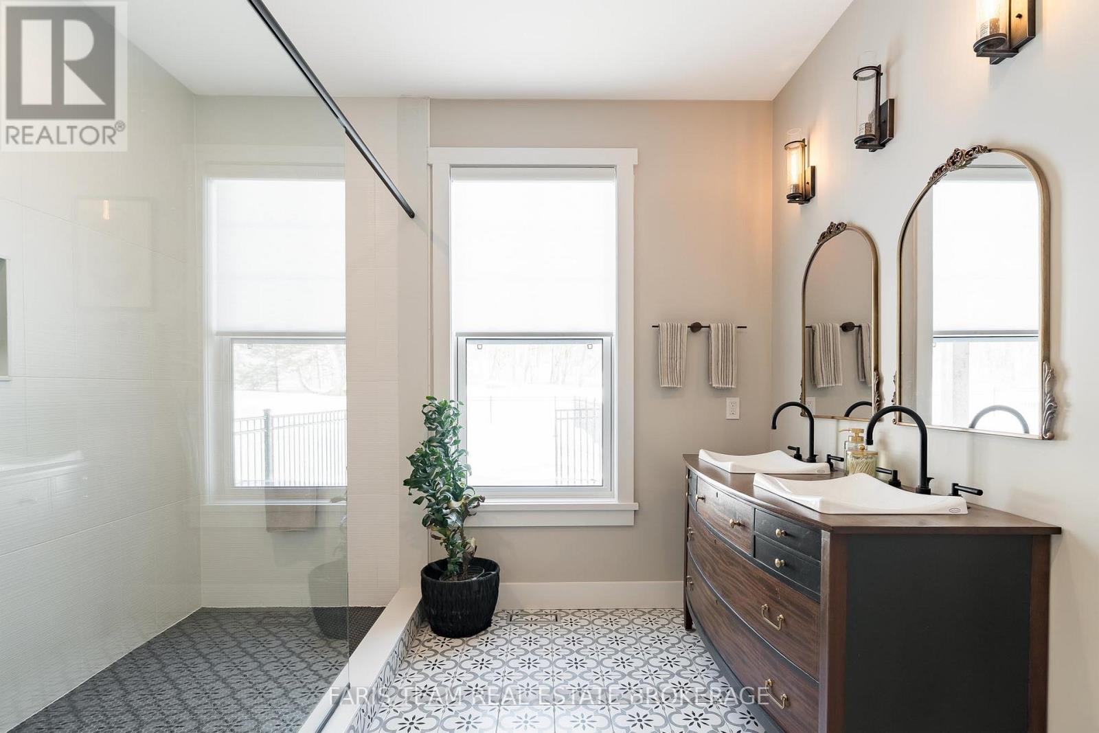 1555 Baseline Road S, Tiny, Ontario  L0L 2T0 - Photo 21 - S13031370