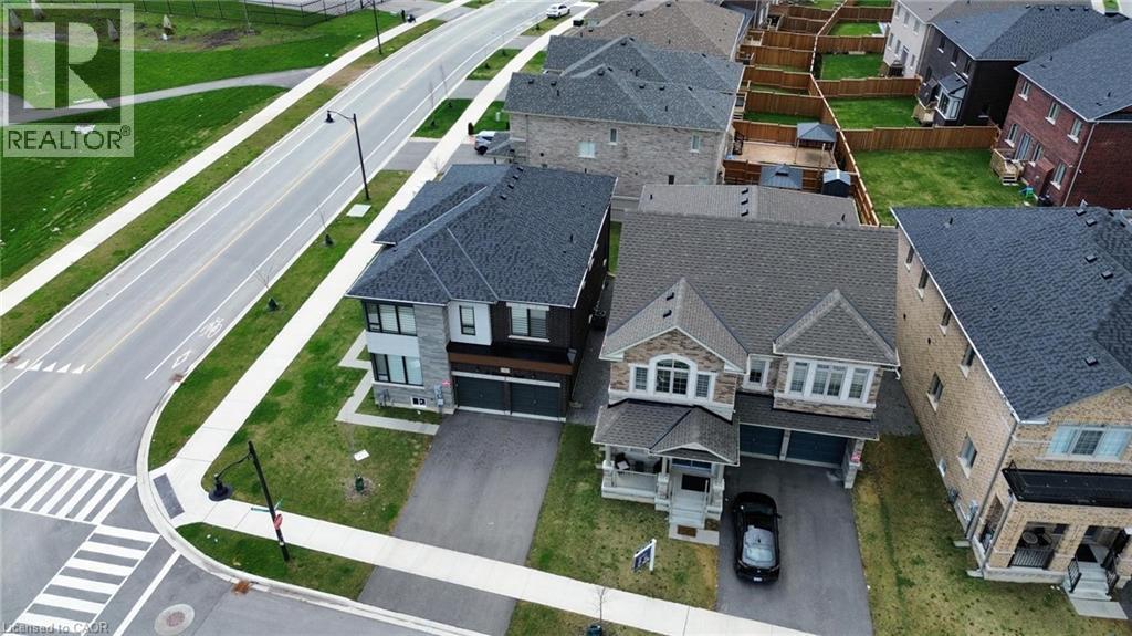 7 Grierson Trail, Waterdown, Ontario  L8B 1Z7 - Photo 3 - 40813325