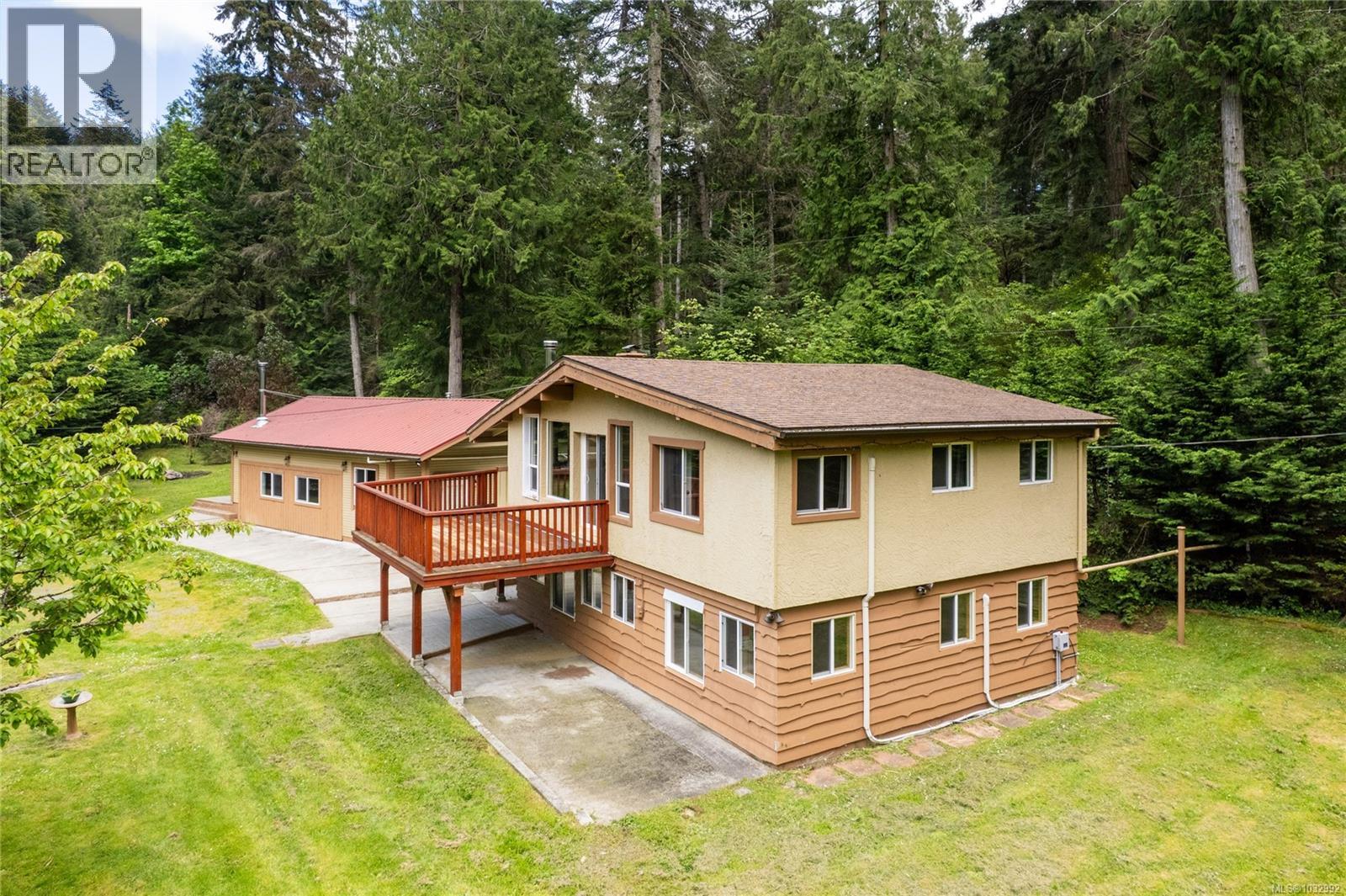 255 Ricardo Rd, Gabriola Island, British Columbia
