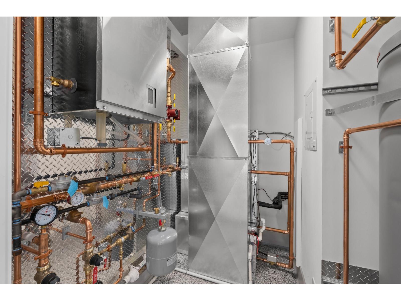 2422 Christopherson Road, Surrey, British Columbia  V4A 5W2 - Photo 18 - R3114591