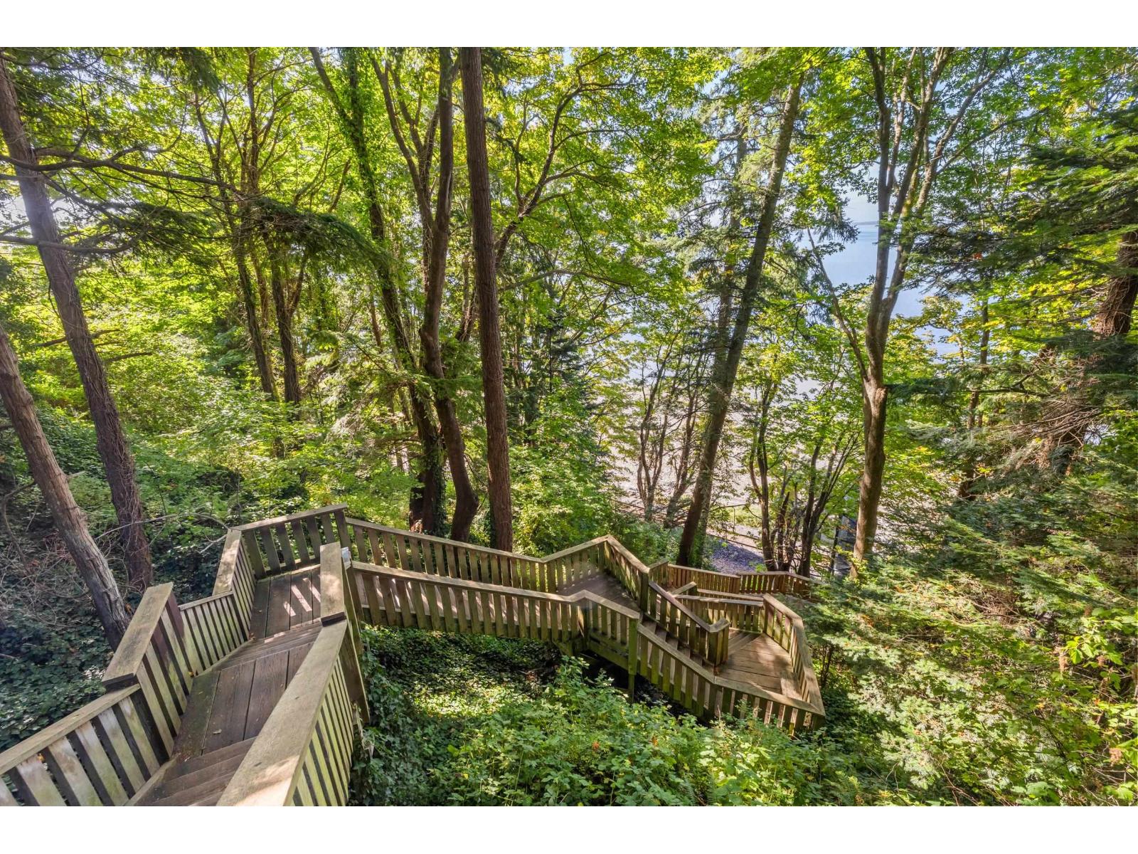 2422 Christopherson Road, Surrey, British Columbia  V4A 5W2 - Photo 21 - R3114591