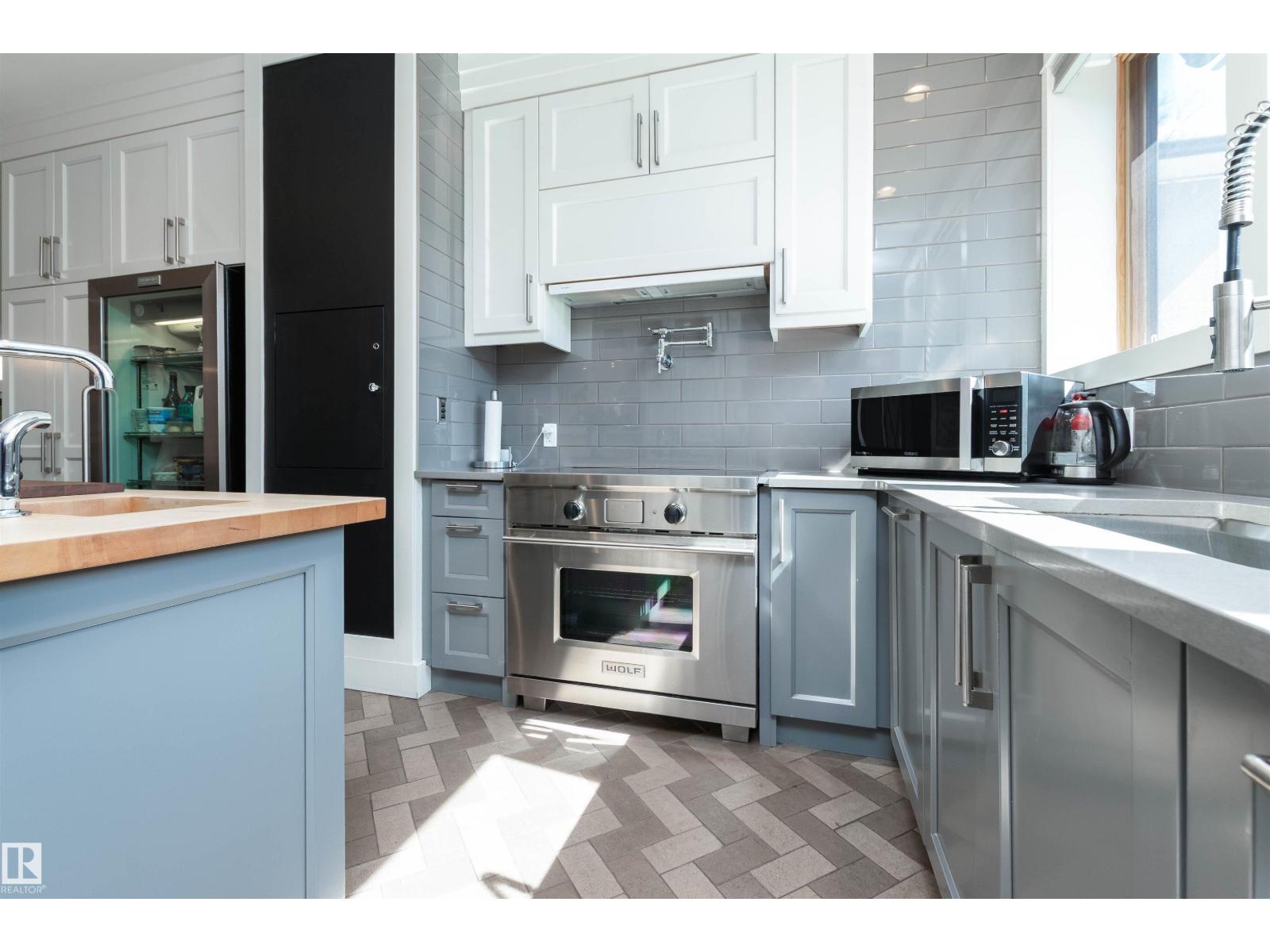 9629 84 Av Nw, Edmonton, Alberta  T6C 1E7 - Photo 11 - E4483537