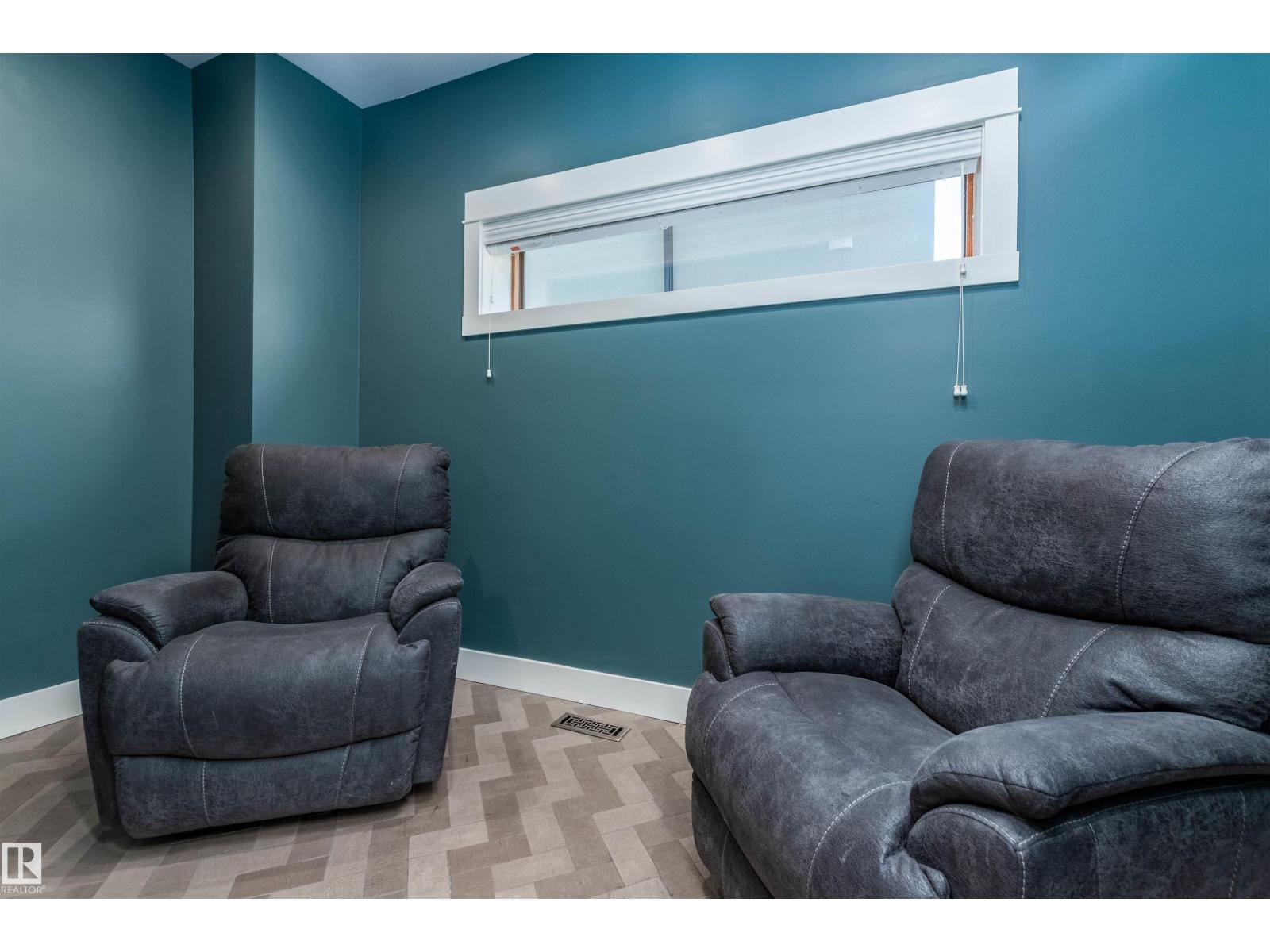 9629 84 Av Nw, Edmonton, Alberta  T6C 1E7 - Photo 13 - E4483537