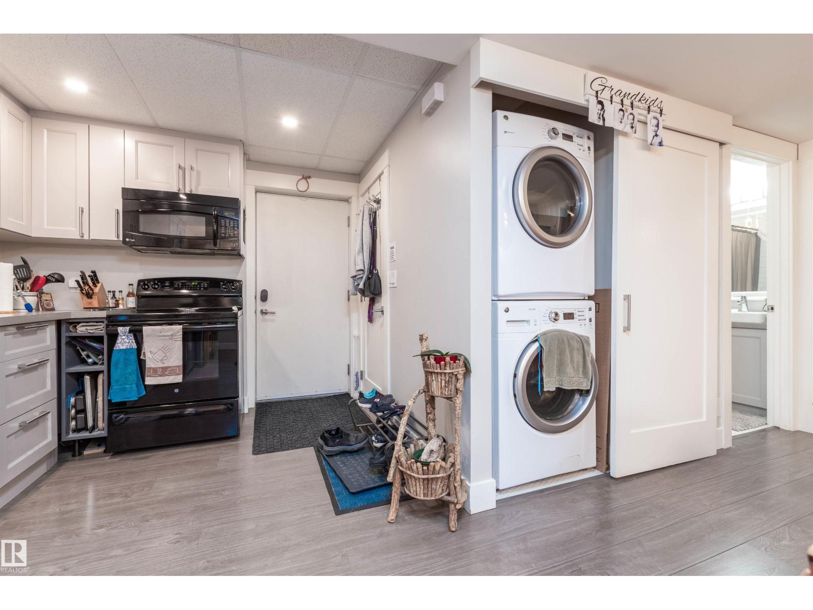 9629 84 Av Nw, Edmonton, Alberta  T6C 1E7 - Photo 41 - E4483537