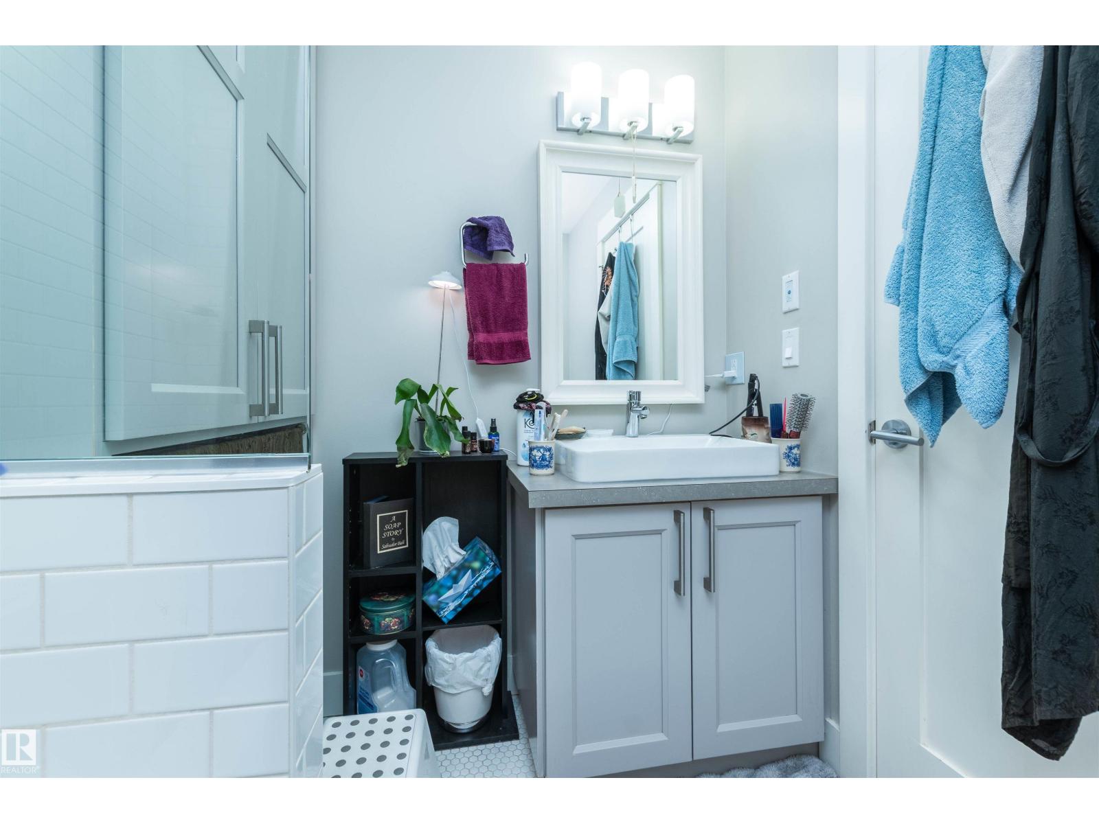 9629 84 Av Nw, Edmonton, Alberta  T6C 1E7 - Photo 47 - E4483537