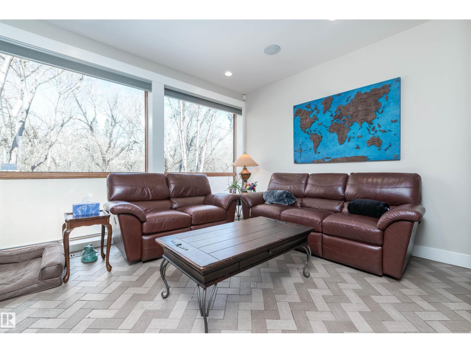 9629 84 Av Nw, Edmonton, Alberta  T6C 1E7 - Photo 5 - E4483537