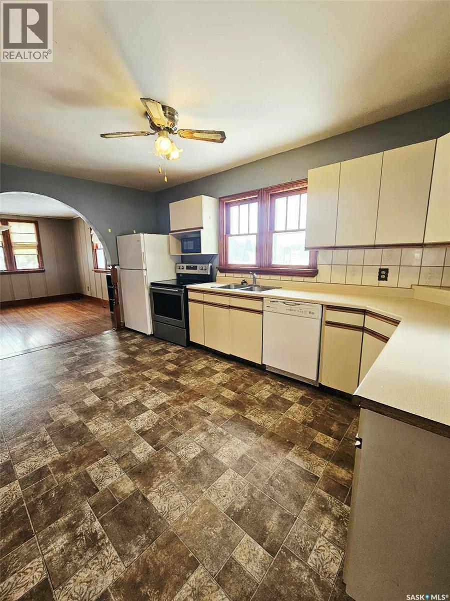303 Ohlen Street, Stockholm, Saskatchewan  S0A 3Y0 - Photo 4 - SK033642