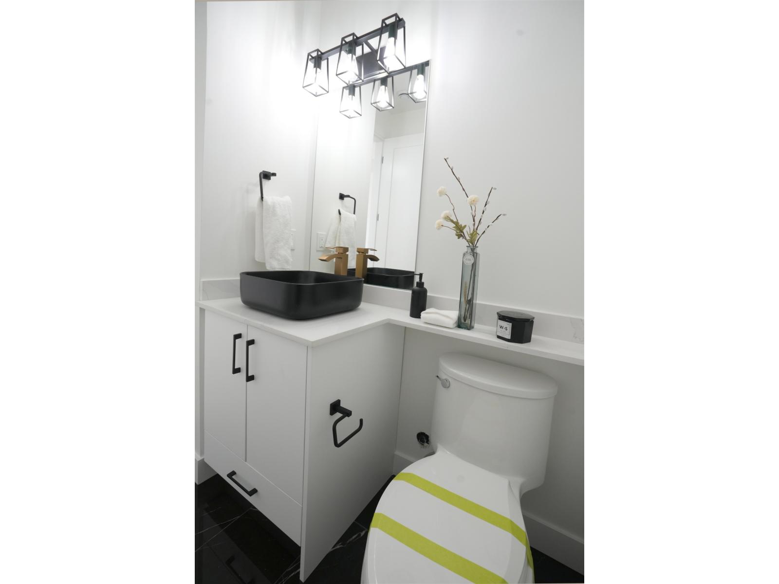 13 14311 60 Avenue, Surrey, British Columbia  V3X 2N4 - Photo 2 - R3114513