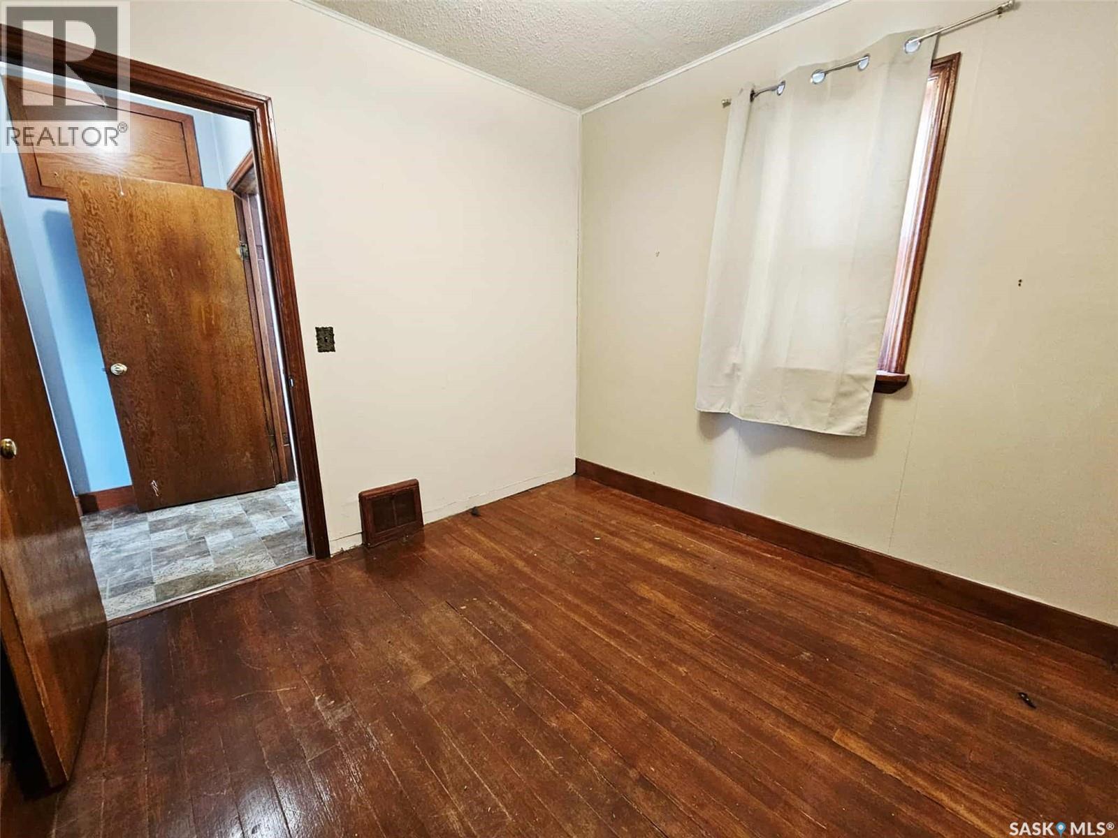 303 Ohlen Street, Stockholm, Saskatchewan  S0A 3Y0 - Photo 19 - SK033642