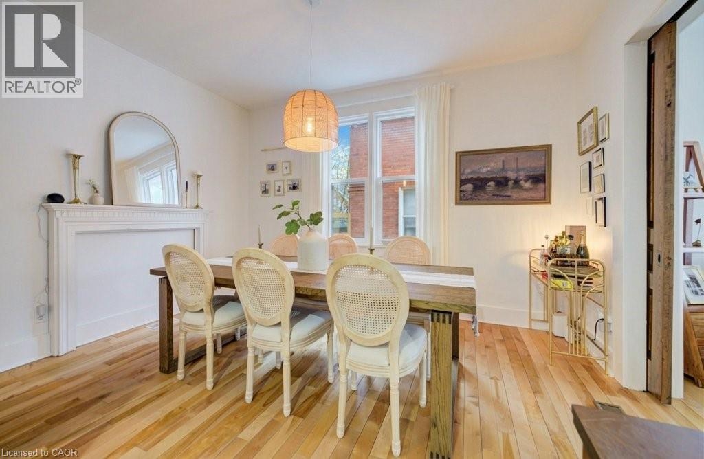 8 Spring Street E, Waterloo, Ontario  N2J 2L8 - Photo 7 - 40823288