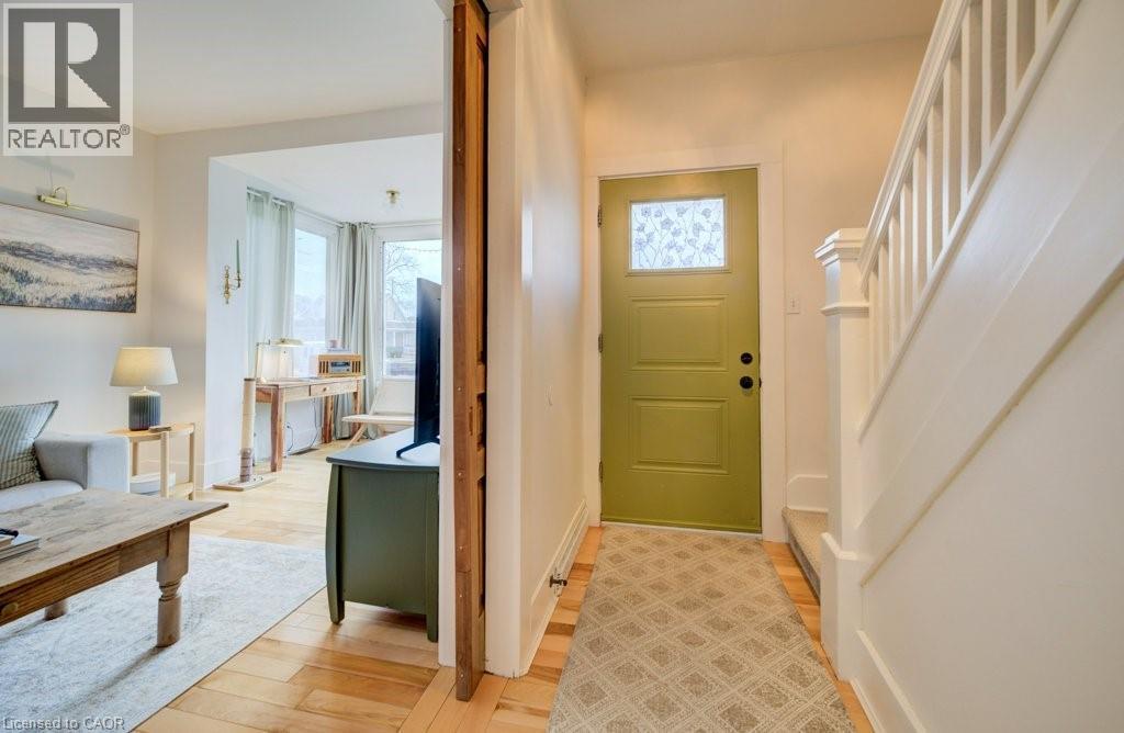 8 Spring Street E, Waterloo, Ontario  N2J 2L8 - Photo 13 - 40823288