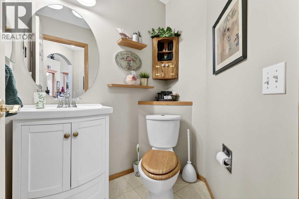 81 Chaparral Villas Se, Calgary, Alberta  T2X 3N6 - Photo 23 - A2303298