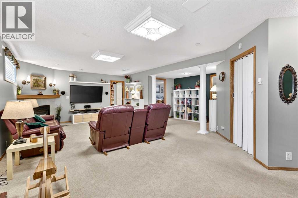 81 Chaparral Villas Se, Calgary, Alberta  T2X 3N6 - Photo 28 - A2303298