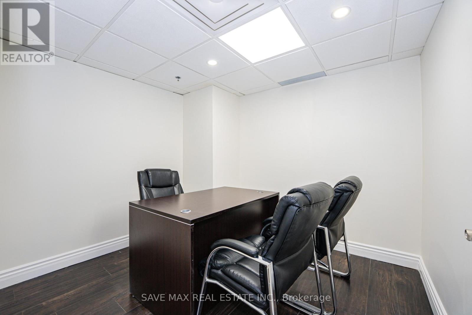 29 - 145 Clarence Street N, Brampton, Ontario  L6W 1T2 - Photo 35 - W13031286