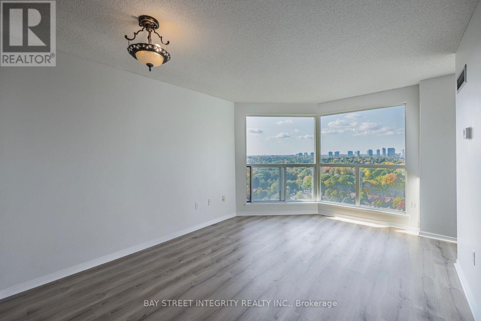 1606 - 2177 Burnhamthorpe Road W, Mississauga, Ontario  L5L 5P9 - Photo 5 - W13031290