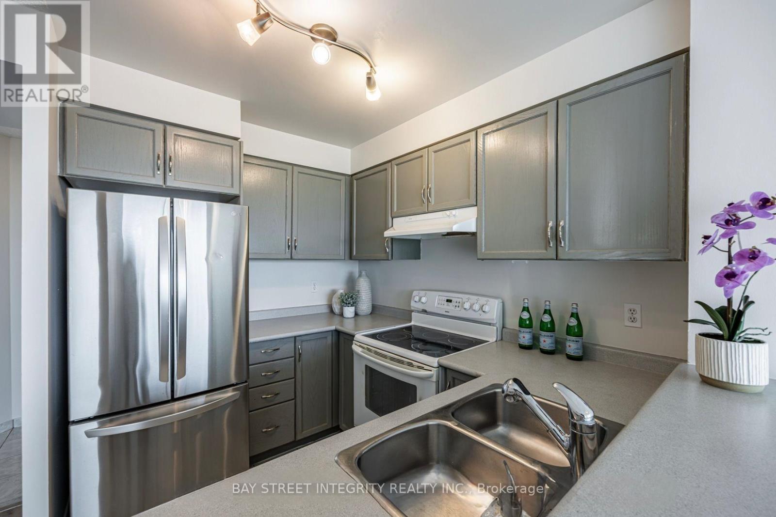 1606 - 2177 Burnhamthorpe Road W, Mississauga, Ontario  L5L 5P9 - Photo 9 - W13031290