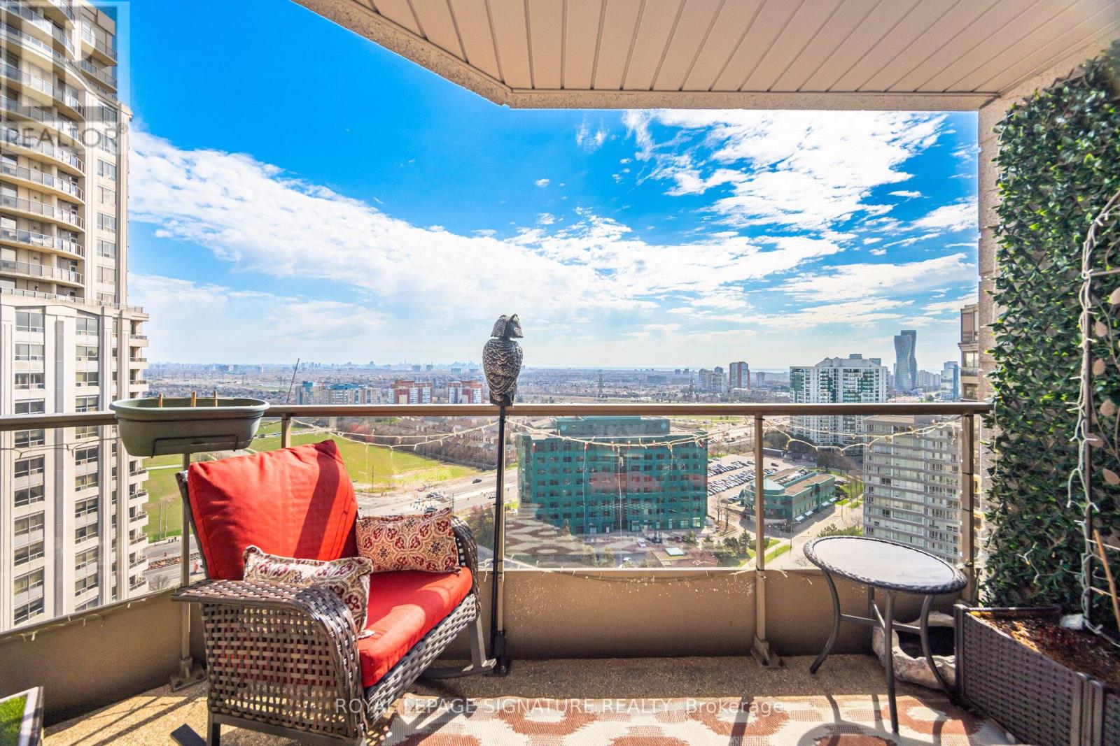 2310 - 55 Kingsbridge Garden Circle, Mississauga, Ontario  L5R 1Y1 - Photo 24 - W13031368