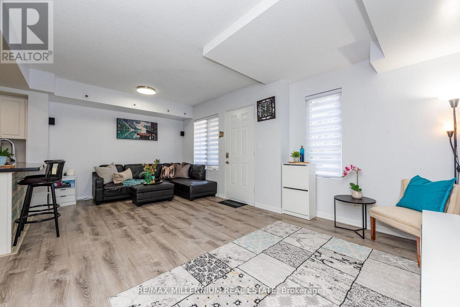 1034 - 3045 Finch Avenue E, Toronto, Ontario  M9M 0A5 - Photo 32 - W13031418