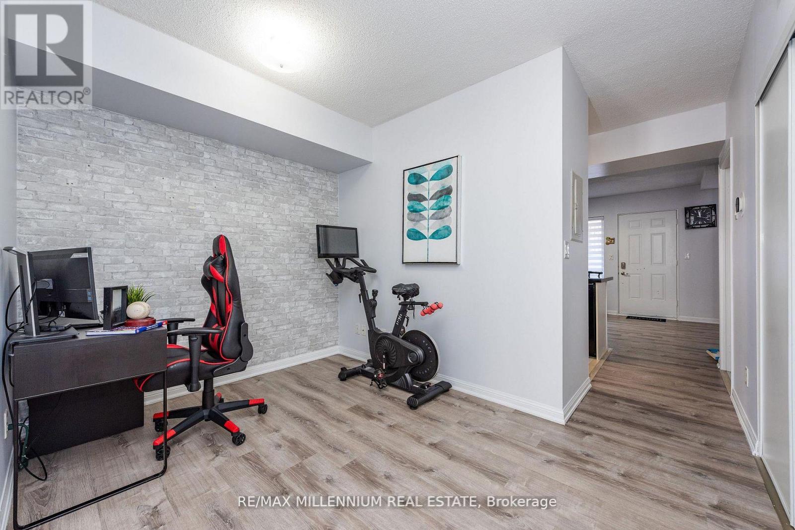 1034 - 3045 Finch Avenue E, Toronto, Ontario  M9M 0A5 - Photo 7 - W13031418