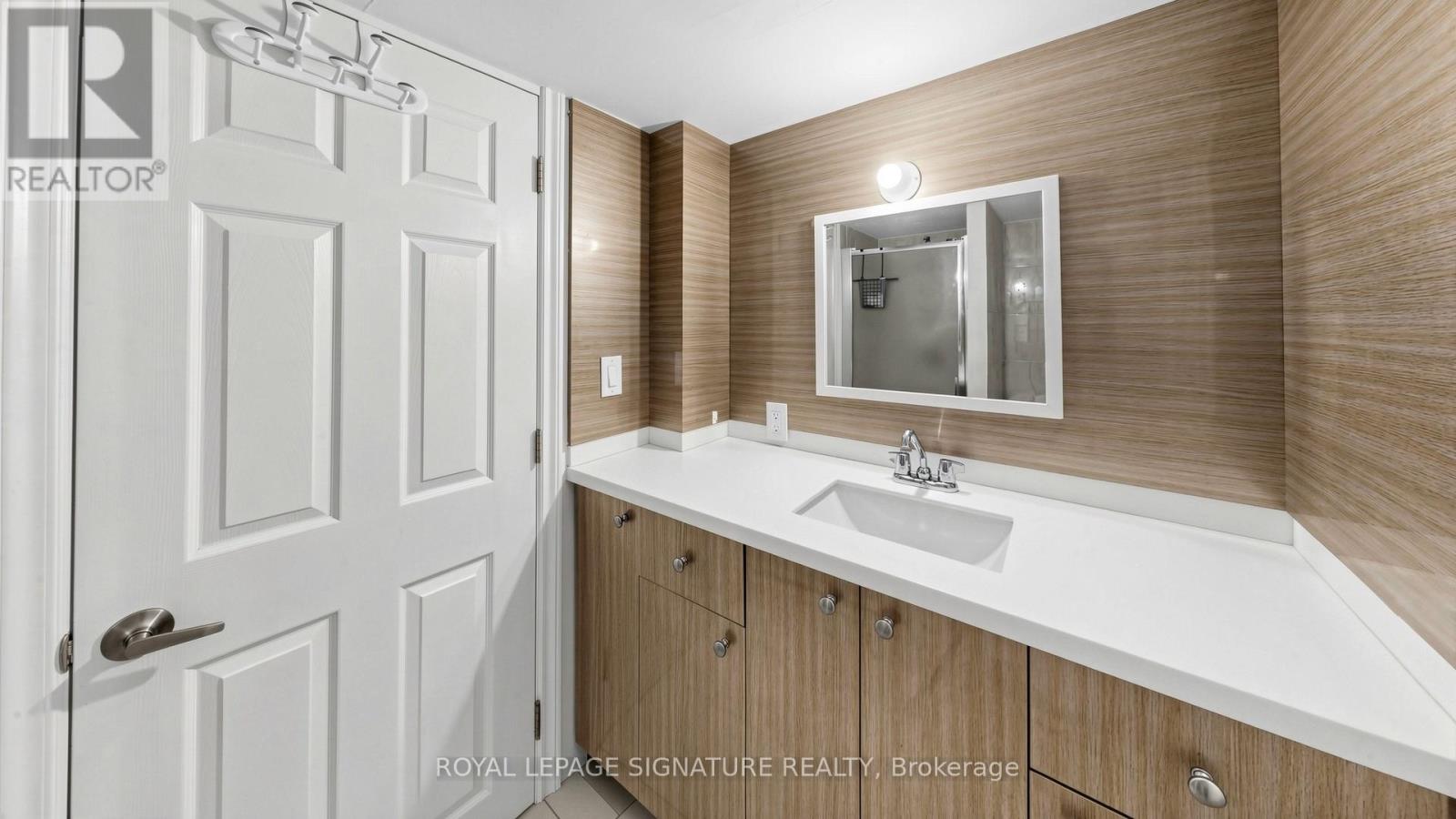 15 Gainsborough Road, Brampton, Ontario  L6S 1X2 - Photo 10 - W13031432