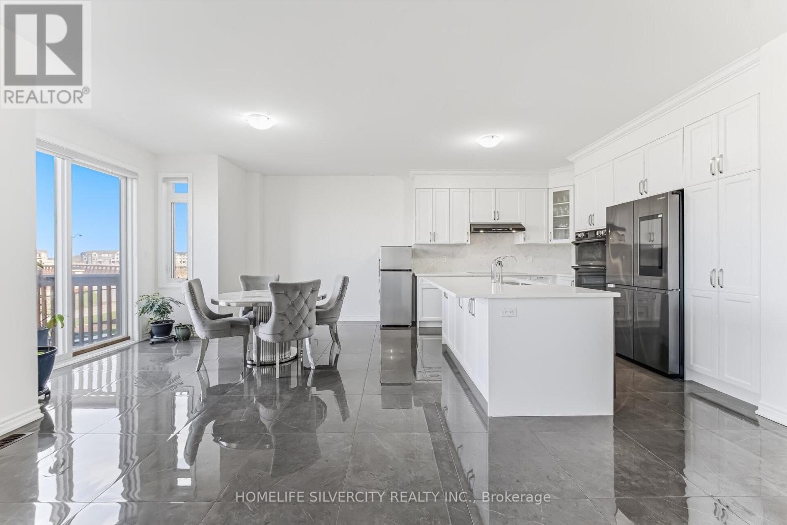 30 Tiger Crescent, Brampton, Ontario  L6R 4C1 - Photo 10 - W13031442